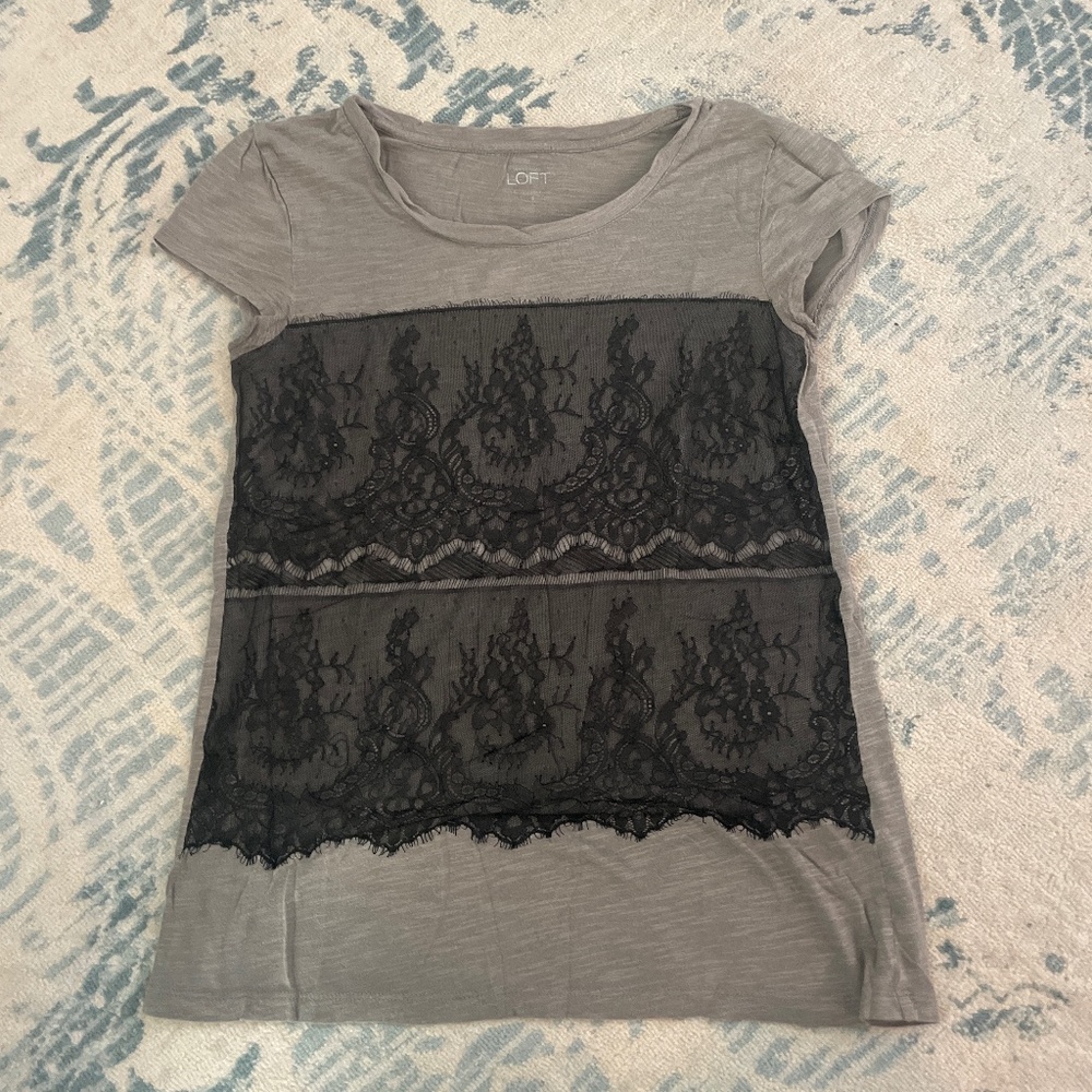 Size small loft gray/black lace tee